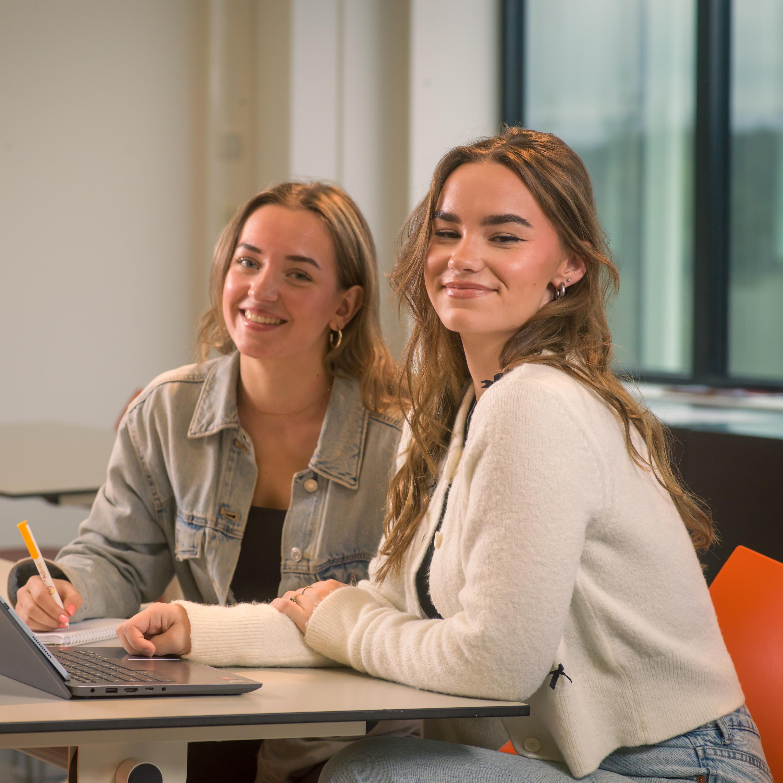 Maatschappelijke zorg_dulon_college (10)